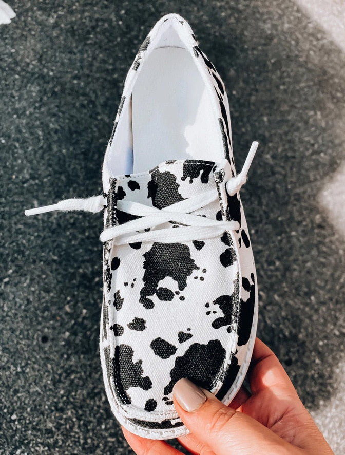 Women Flats Round Toe Slip-on Sneakers
